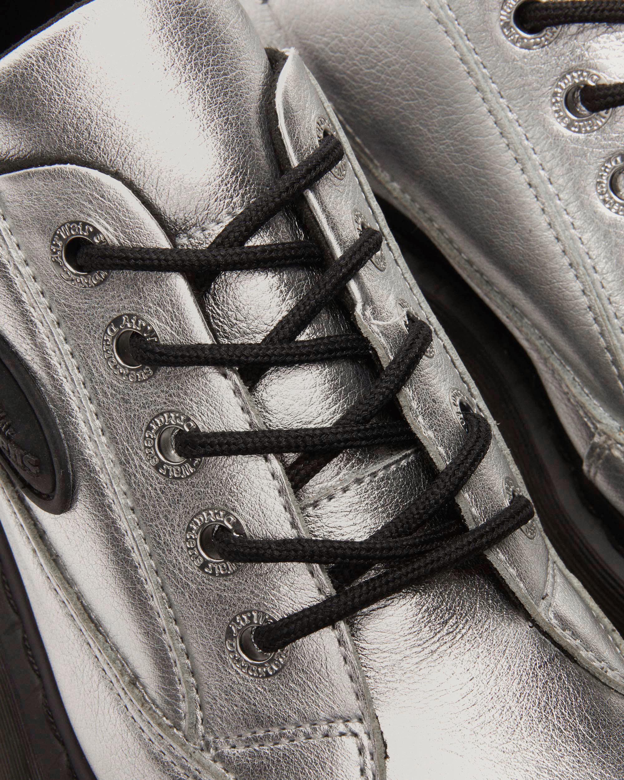 Buzz 5-eye metalic leather shoes